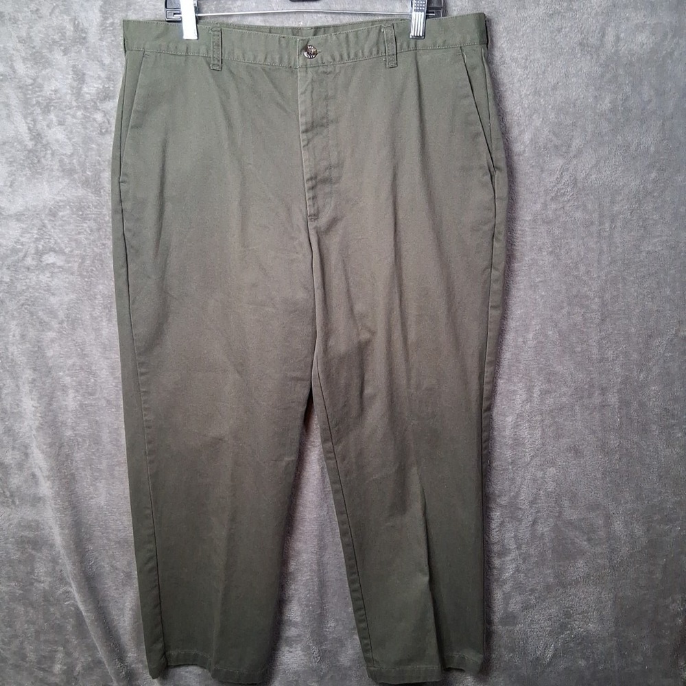 David Taylor Pants Mens Size 38x30 Khaki Olive Flat Front Straight Leg Casual